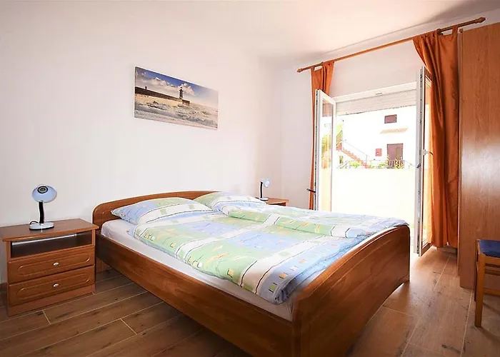 Loris Apartamento Lopar