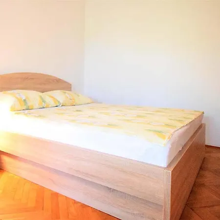 Apartment Loris *