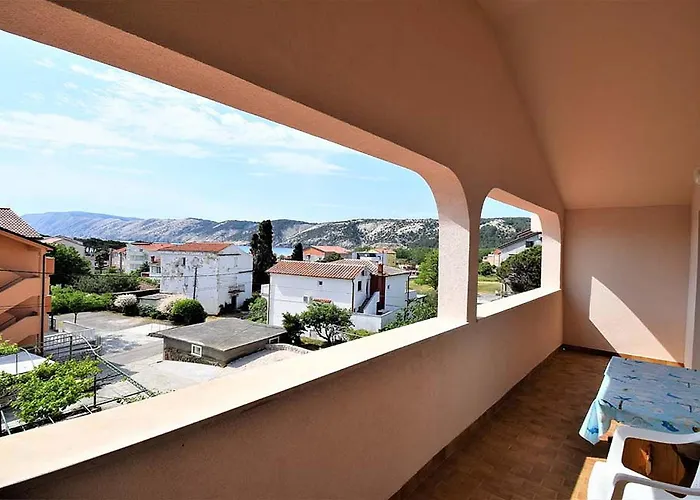 アパート Loris *